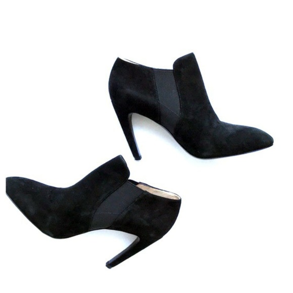 Via Spiga Luxe Suede Ankle Booties - Picture 4 of 8